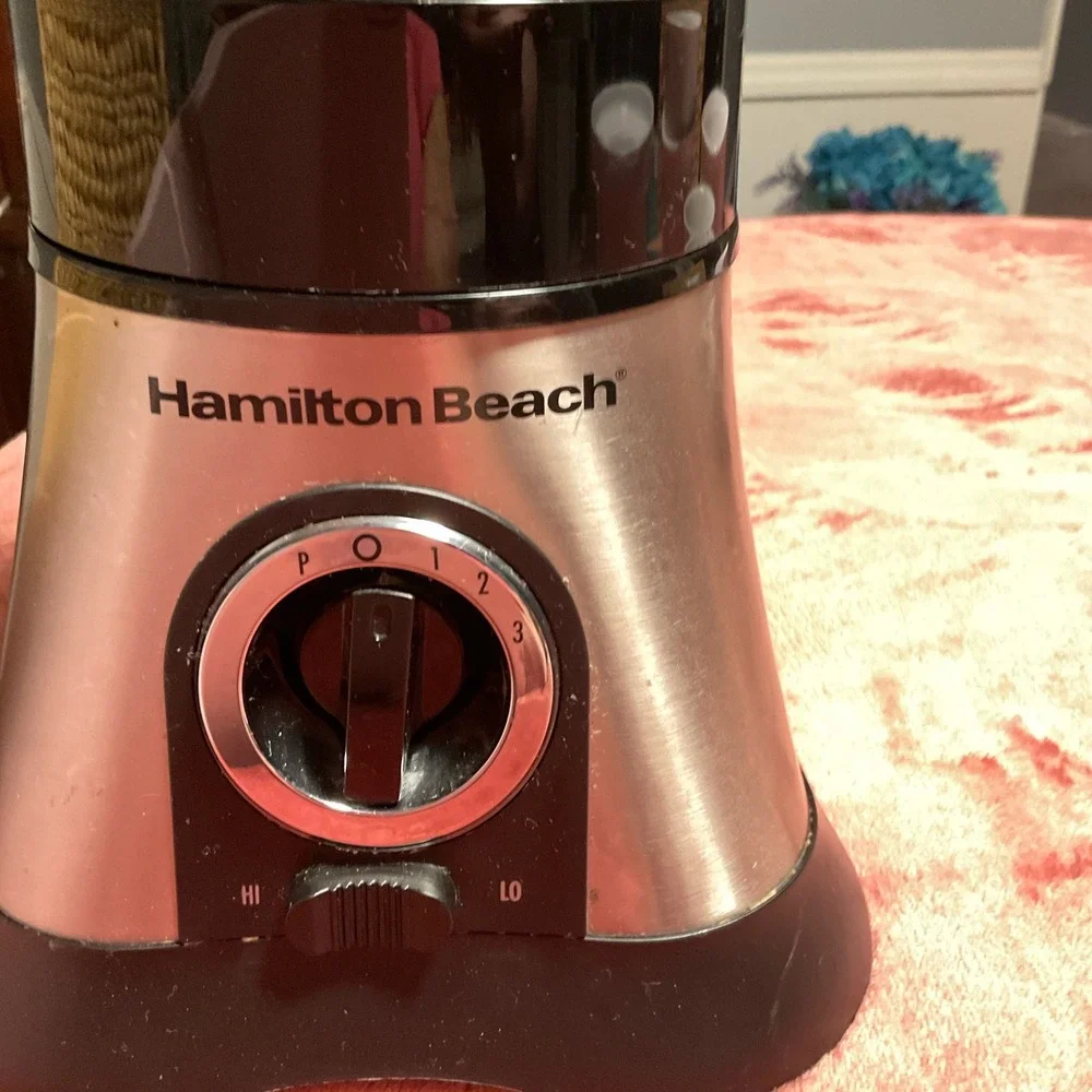 Hamilton Beach Blender Brushed Stainless Steel Glass Jar 3-Speed Pulse
